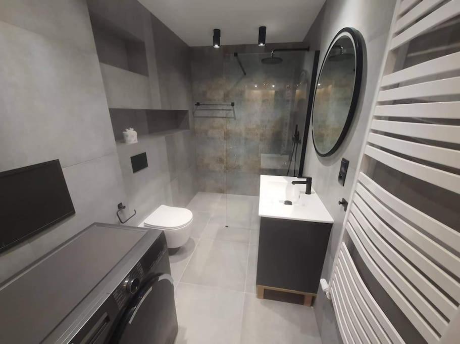 Mieszkanie W Nowoczesnym Halo Apartament W Centrum Wroclaw Dış mekan fotoğraf