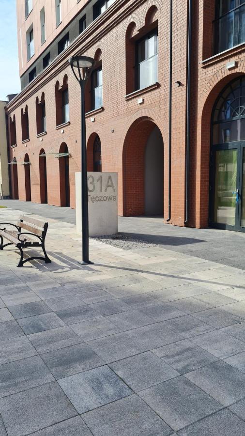 Mieszkanie W Nowoczesnym Halo Apartament W Centrum Wroclaw Dış mekan fotoğraf